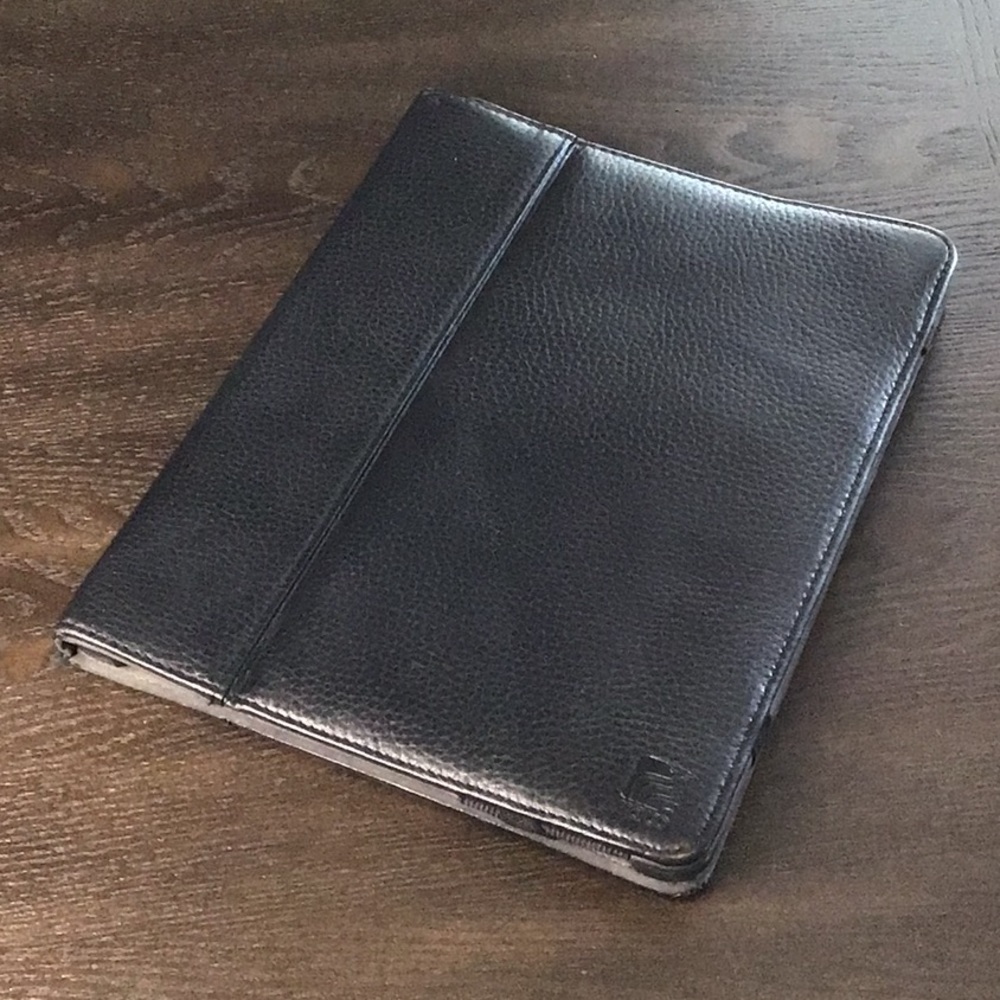 Black Leather OG IPad Case